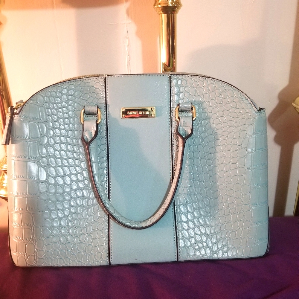 Light blue bag